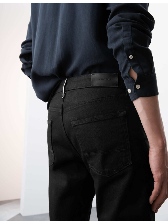 Marks & Spencer Rastezljive traperice u japanskom stilu, uskog kroja Marks & Spencer crna