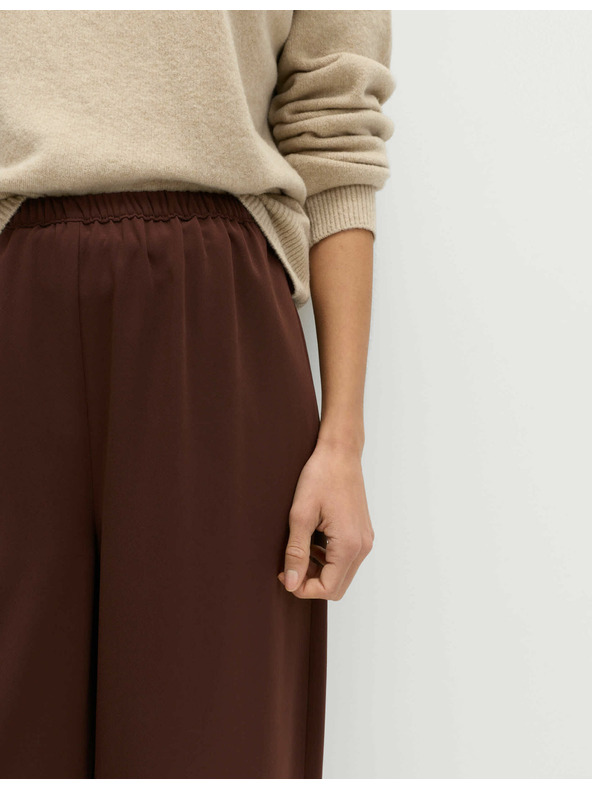 Marks & Spencer Krep hlače s širokim nogavicama i elastičnim pojasom Marks & Spencer smeđa