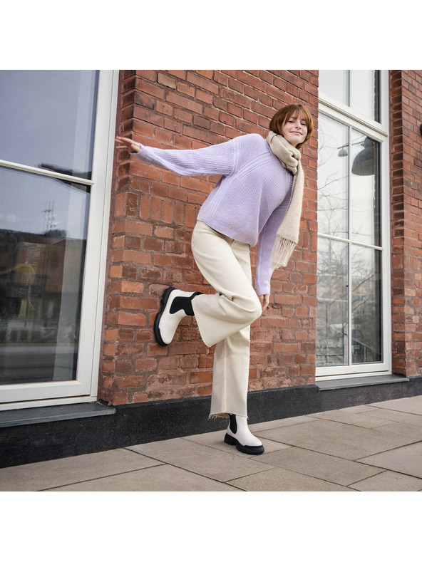 Geox Geox Junette Girl krem ​​gležnjače za djevojčice