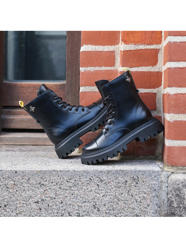 Geox Geox Maquinnerns Gležnjače za djevojčice u crnoj boji