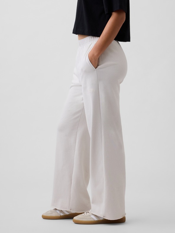 GAP Trenirka s logom VintageSoft GAP