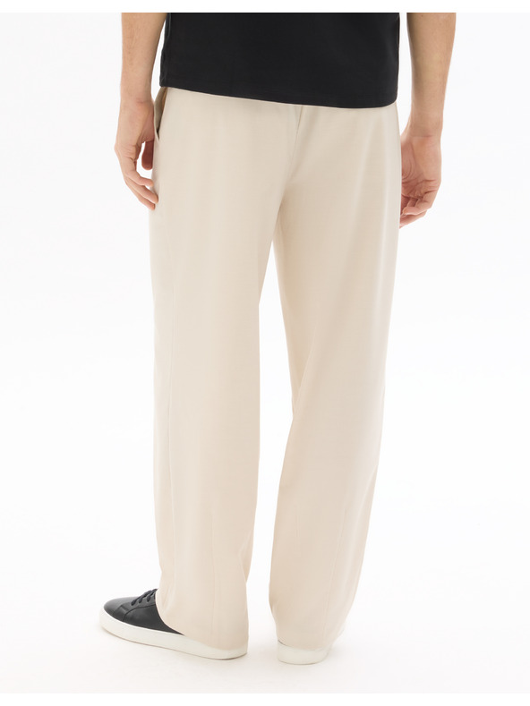 Celio 24H hlače Nopleat