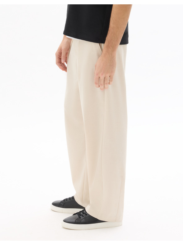 Celio 24H hlače Nopleat