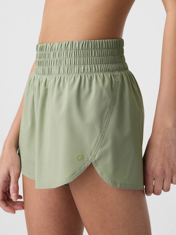 GAP Sportske trčeće kratke hlače GapFit 3" Mid Rise Runaround GAP