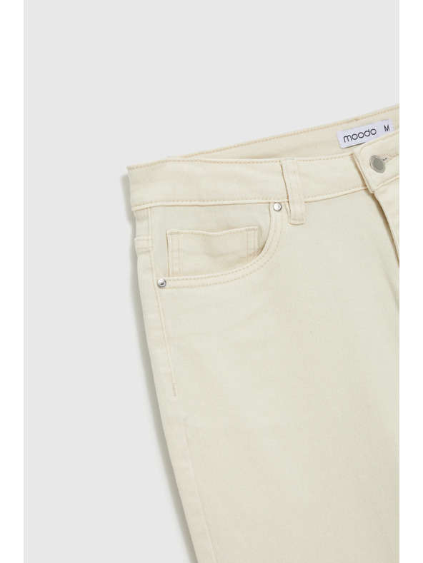 Moodo Teksas hlače s ravnim nogavicama bež Moodo
