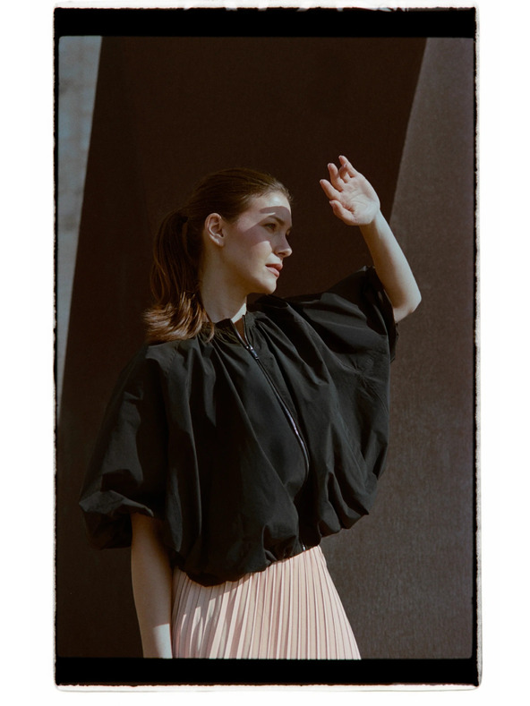 Moodo Crna oversize jakna Moodo