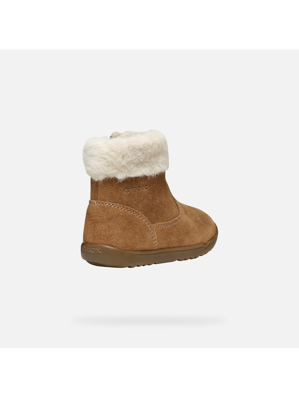 Geox Smeđa djevojčična zimska obuća Geox Macchia