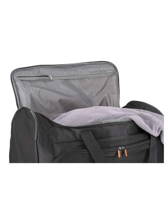 Travelite Travelite Basics Fresh Wheeled Duffle Bag - crna