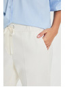 Moodo Hlače sa pregibima bijele Moodo