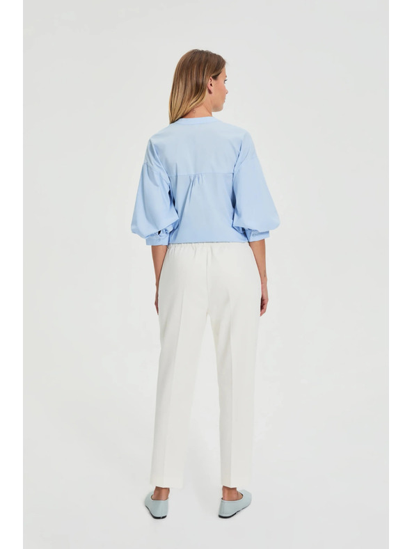 Moodo Hlače sa pregibima bijele Moodo