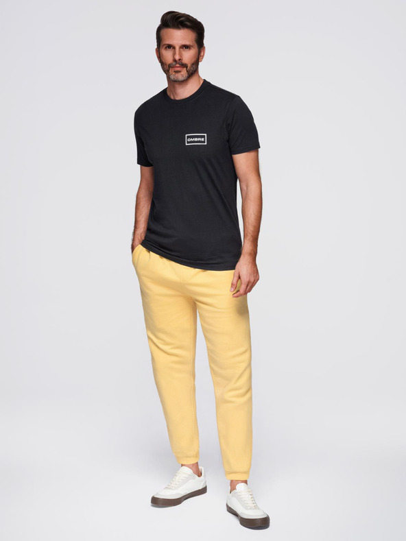 Ombre Clothing Muška pletena majica s tiskom i REGULAR krojem - crna V2 OM-TSPT-0231 Ombre Clothing