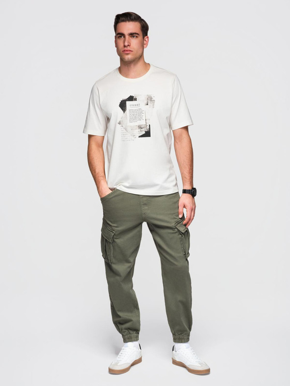 Ombre Clothing Muška pamučna majica s zanimljivim printom na prsima - bijela V2 OM-TSPT-0261 Ombre Clothing