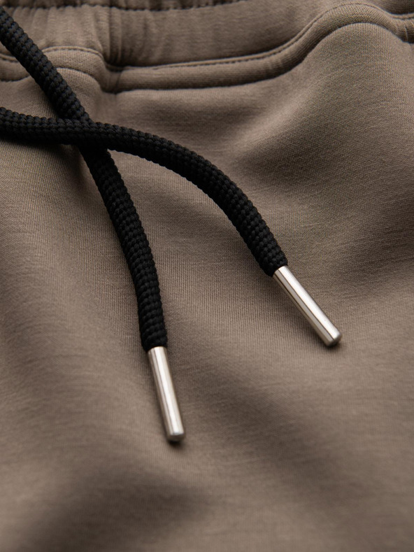 Ombre Clothing Muške trenirke s rebrastim nogavicama i gumenim printom - pepeljasto sive V3 OM-PASK-0223 Ombre Clothing