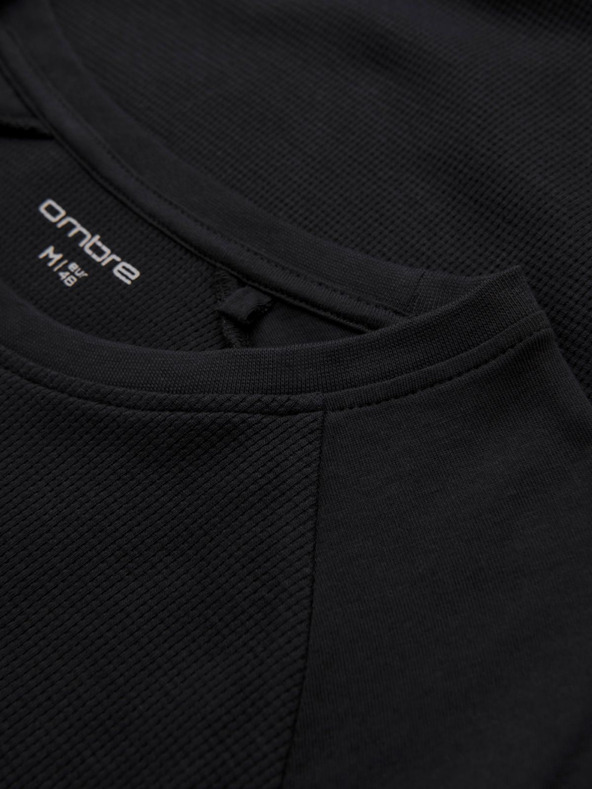 Ombre Clothing Crna muška osnovna majica s džepom Ombre Odjeća