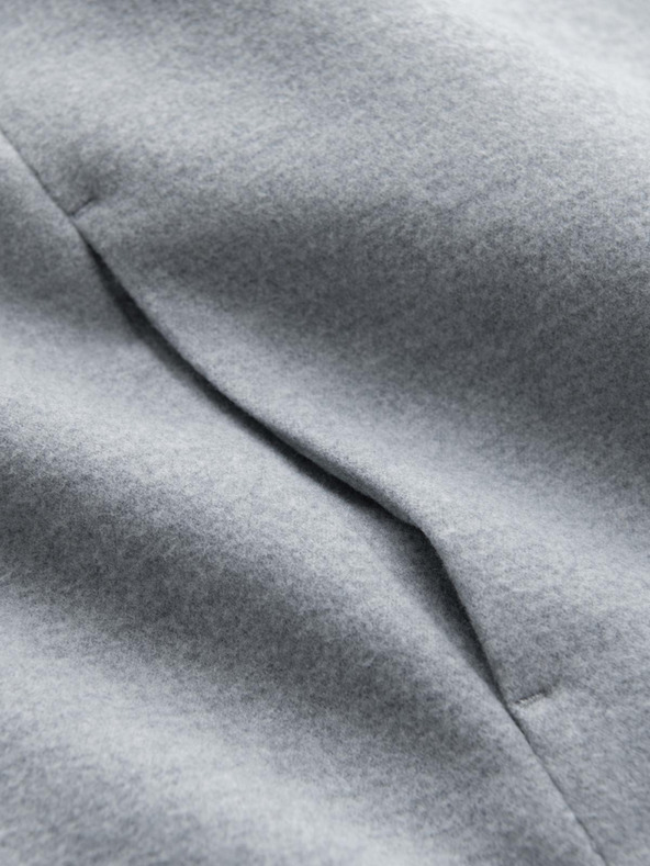 Ombre Clothing Muški kaput s visokim ovratnikom i asimetričnim kopčanjem sivo ističe Ombre odjeću