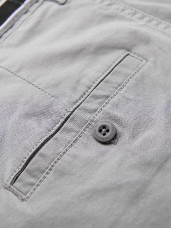 Ombre Clothing Svijetlo sive muške chino hlače s ukrasnim remenom Ombre Clothing