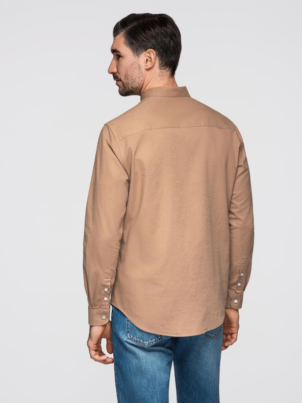 Ombre Clothing Muška platnena košulja s uspravnim ovratnikom i džepom REGULAR FIT - svijetlo smeđa