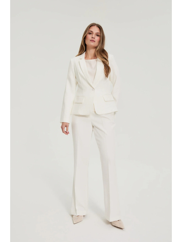 Moodo Sakо s jednim redom dugmadi bijelo Moodo