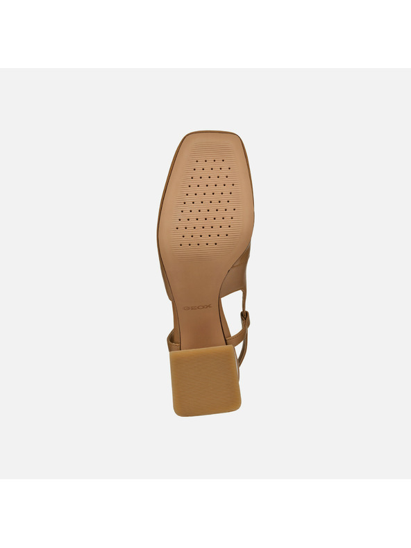 Geox Svijjetlosmeđe ženske salonke Geox Coronilla
