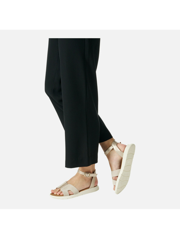 Geox Zlatne ženske sandale Geox Dandra