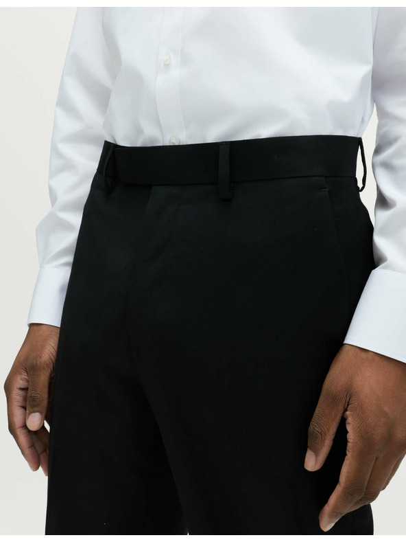 Marks & Spencer Odijalne hlače klasičnog kroja Marks & Spencer crna