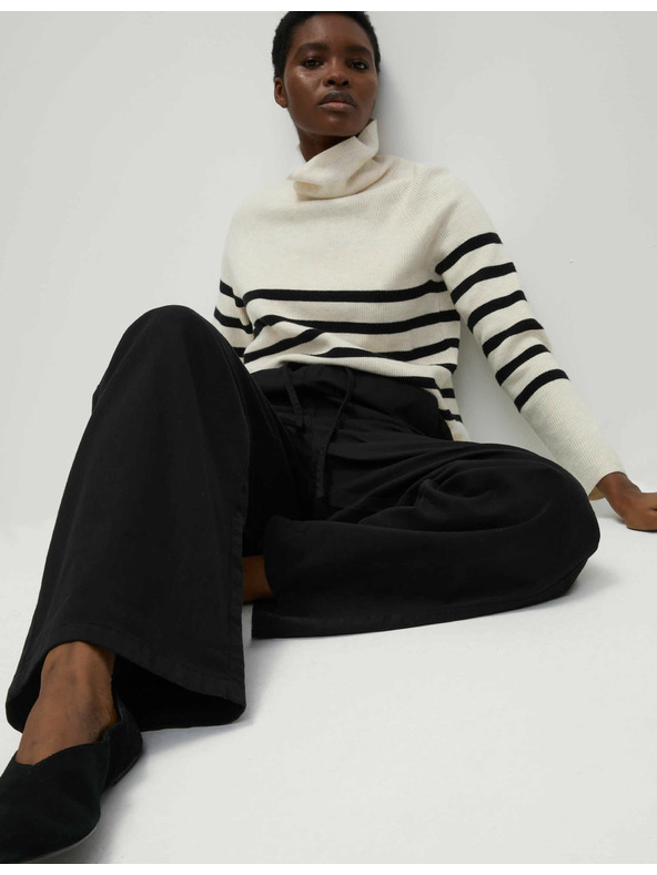 Marks & Spencer Traperice širokih nogavica sa štrasom u struku Marks & Spencer crna