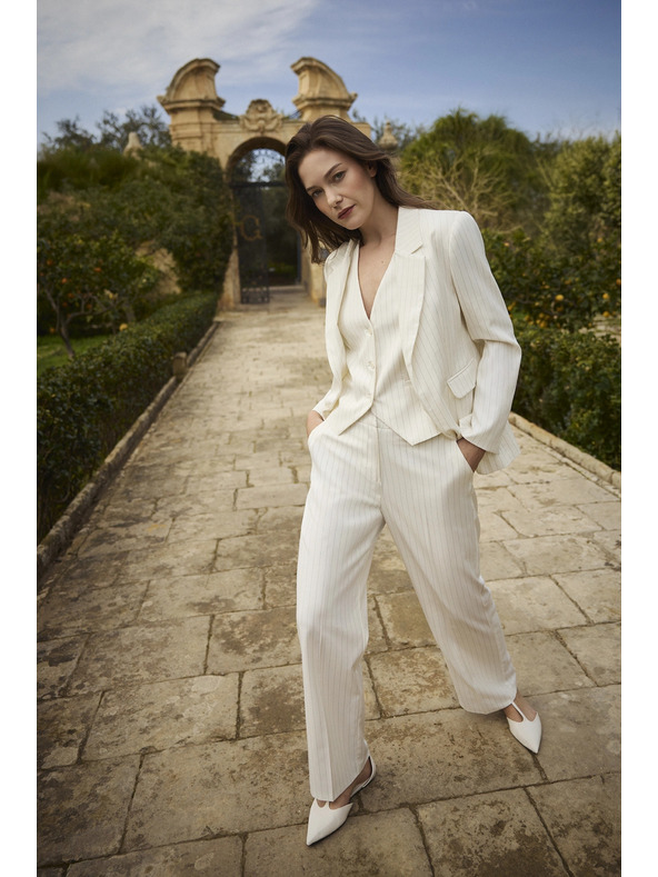 Moodo Odelo hlače sa prugama bijela Moodo