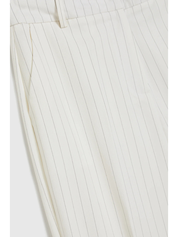Moodo Odelo hlače sa prugama bijela Moodo