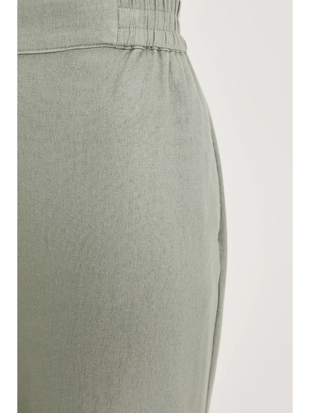 Moodo Hlače s dodatkom lana maslinasto zelene Moodo