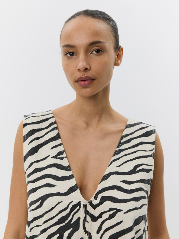 Sofie Schnoor Kremaste haljine sa životinjskim krznom OLYMPESW