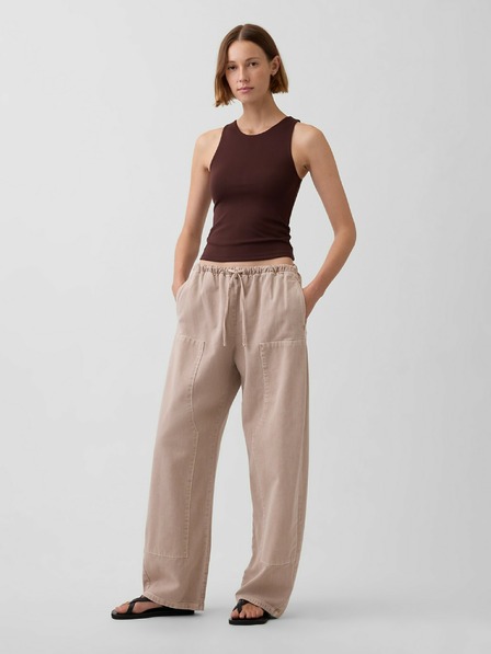 GAP Rastezljivi crop top GAP