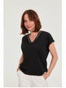 Moodo Pamučna majica s V izrezom crna Moodo