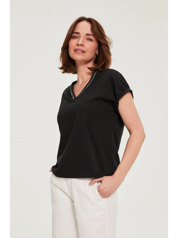 Moodo Pamučna majica s V izrezom crna Moodo