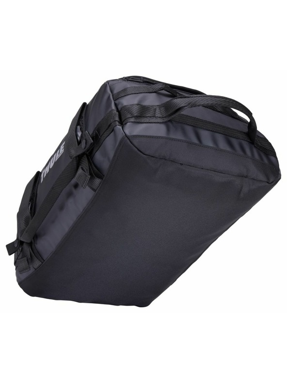 Thule Thule Chasm S sportska torba 30 L TDSD301 - crna