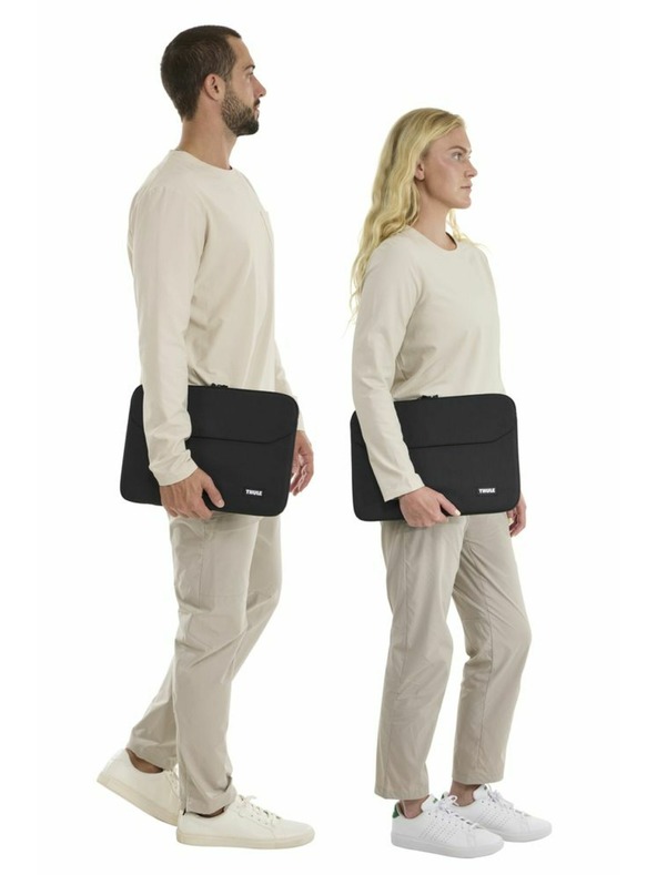 Thule Thule Lithos torbica za MacBook Pro 16" TLS116 - crna