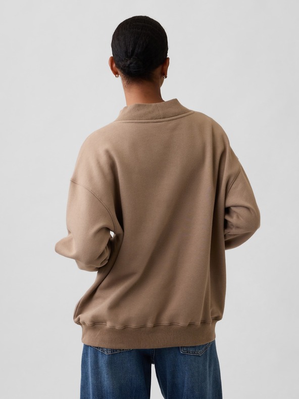 GAP Oversize majica s logom GAP