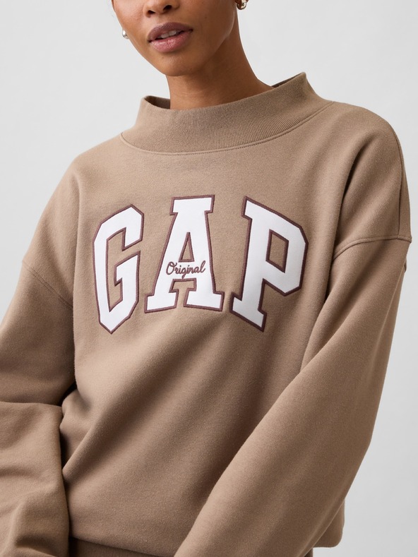 GAP Oversize majica s logom GAP