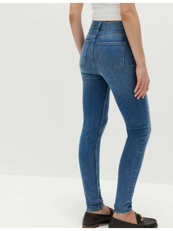 Marks & Spencer Traperice
