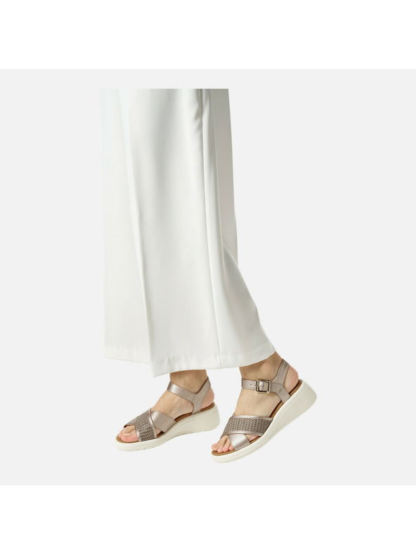 Geox Srebrnaste zenske sandale Geox Meliconia