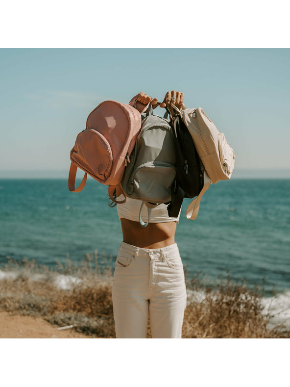 Heys Crni ženski ruksak Heys Basic Backpack Black