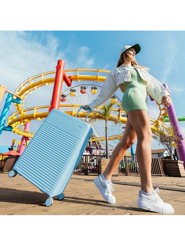 Heys Svijetlo smeđi putni kovčeg Heys Pastel M