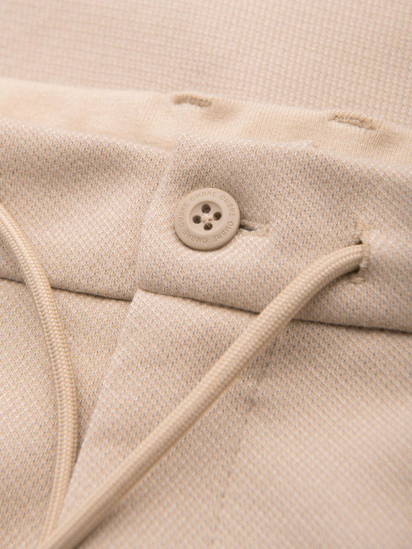 Ombre Clothing Muške opuštene hlače CARROT FIT od žakard pletenine - bež V2 OM-PACP-0292 Ombre Clothing