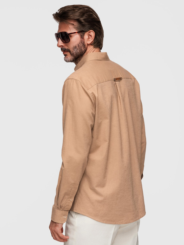 Ombre Clothing Muška lanena košulja s klasičnim ovratnikom i džepovima REGULAR FIT - svetlo smeđa V7 OM-SHCS-0134 Ombre Clothing