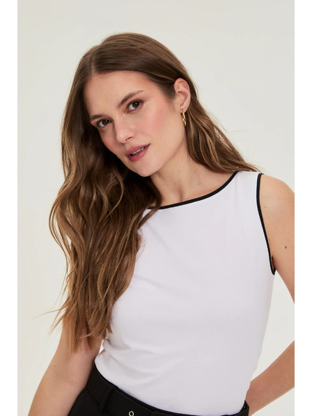 Moodo Bijeli top Moodo