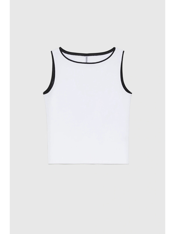 Moodo Bijeli top Moodo