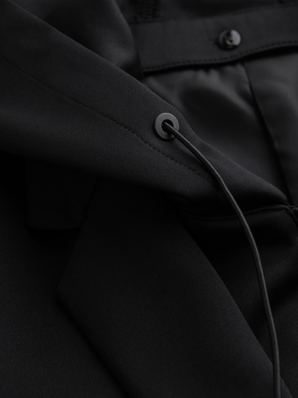 Ombre Clothing Stilski muški sako s uklonjivom podstavom i regulacijom kapuljače - crno V1 M168 Ombre Clothing