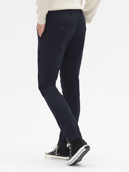 GAP Hlače essential khaki uskog kroja GapFlex GAP