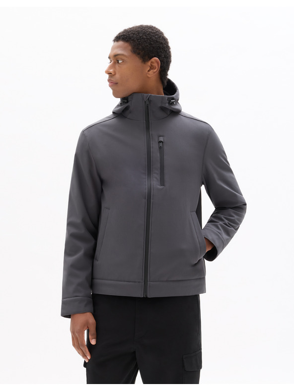Celio Jakna Nucrosho