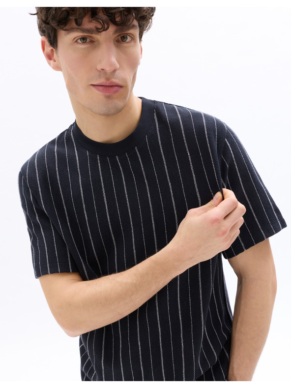 Celio Majica Nestripeti
