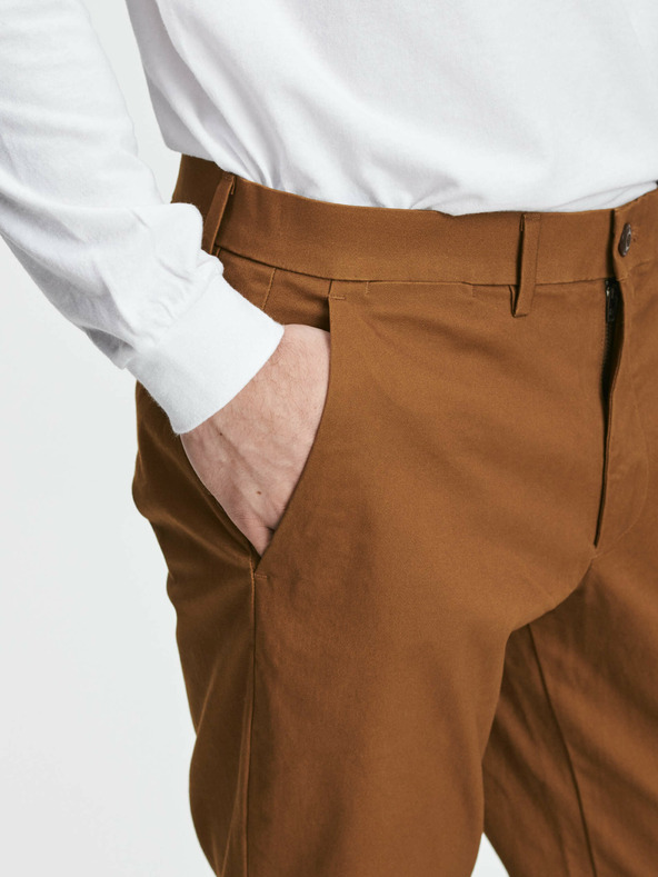 GAP Slim khaki hlače GAP